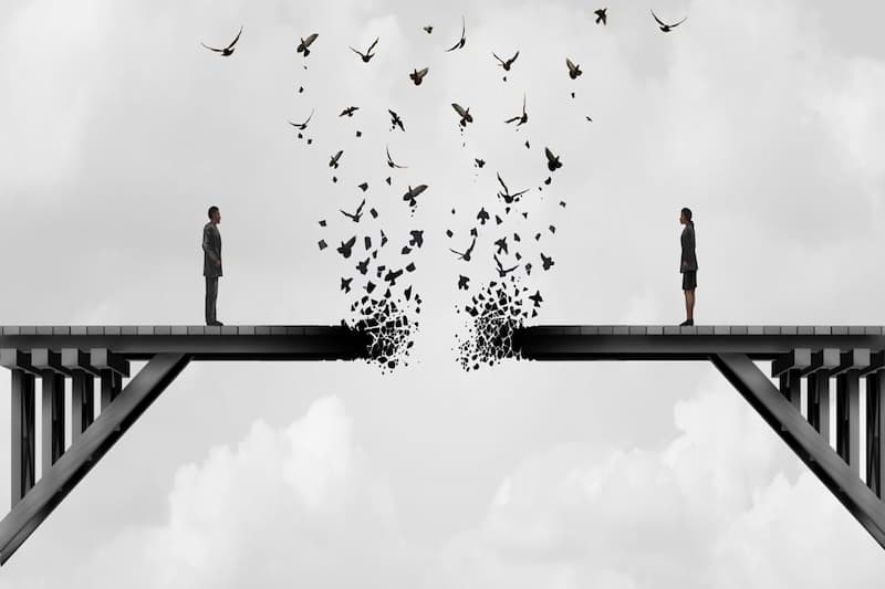 الزام به تمکین زوجه